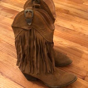 Very Volatile Tan Fringe Cowgirl Boots Size 8.5